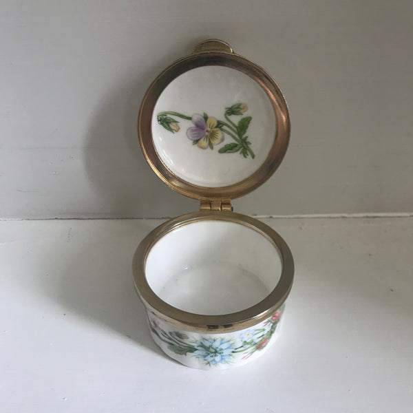 Vintage Ainsley China Wild Tudor Pill Box