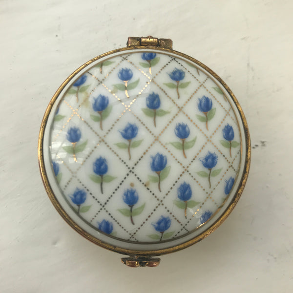 Vintage Del Prado Porcelain Pill Box